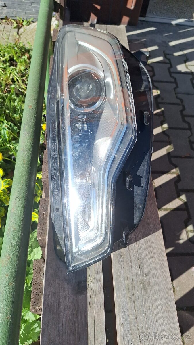 Prodám přední světlomet (levý) pro Audi a6 c7