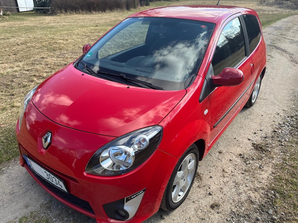 Twingo R.V 2010 PLNÝ SERVIS.Klimatizace.NEHAVAROVANÉ 2xklíč