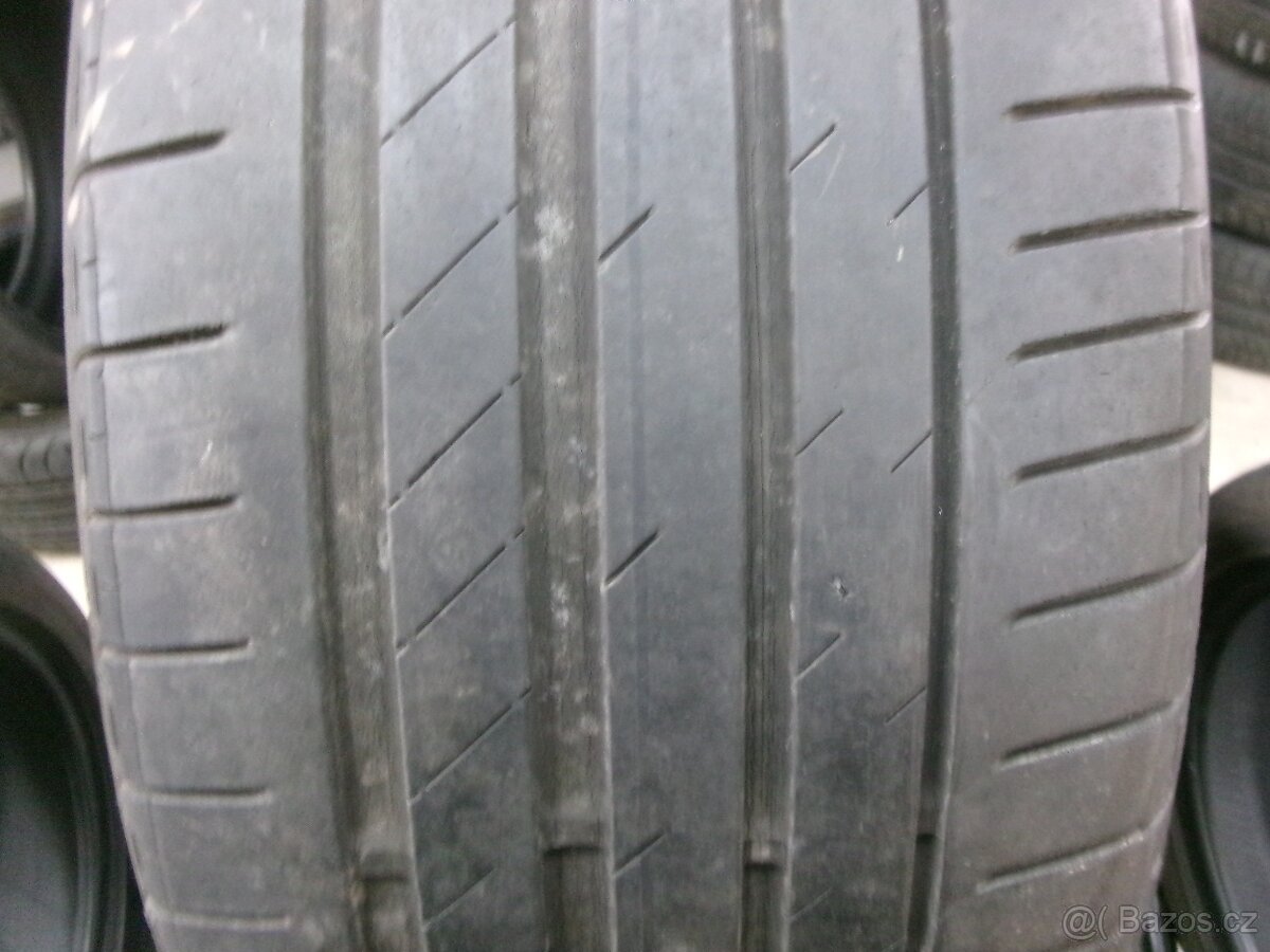 225/35 R19 NEXEN (4-4,5mm) č.15573