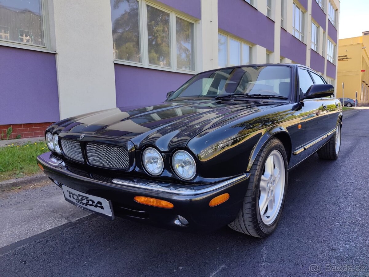 Jaguar XJ V8 SUPERCHARGED 118tkm / 267kW /