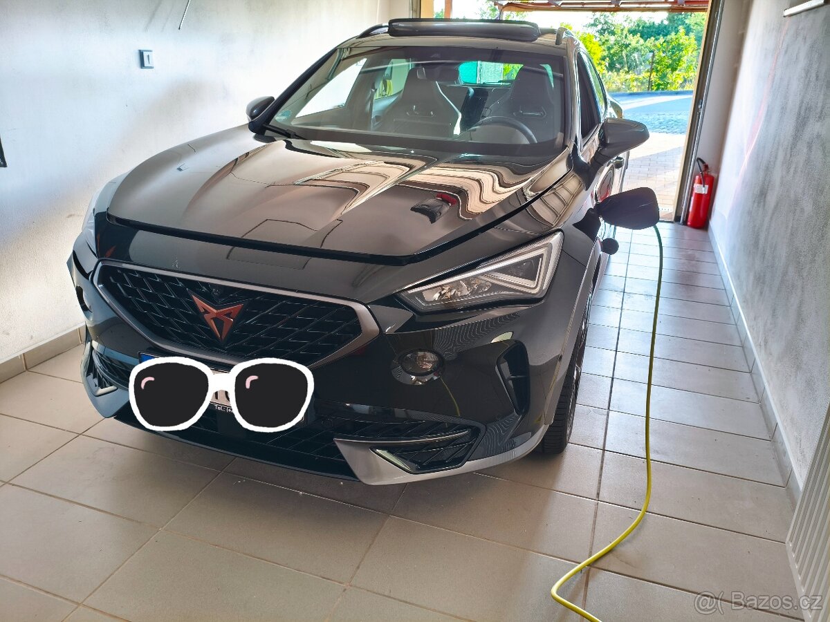 Cupra Formentor VZ TSI 180kw,panorama,360°kamery,DCC,virtual