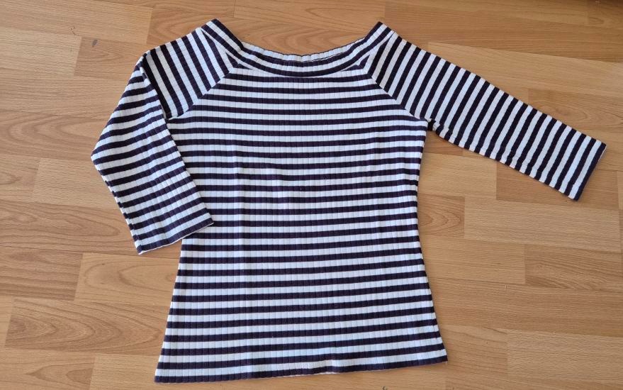 Pruhovanané žebrové triko Marks Spencer, vel.38