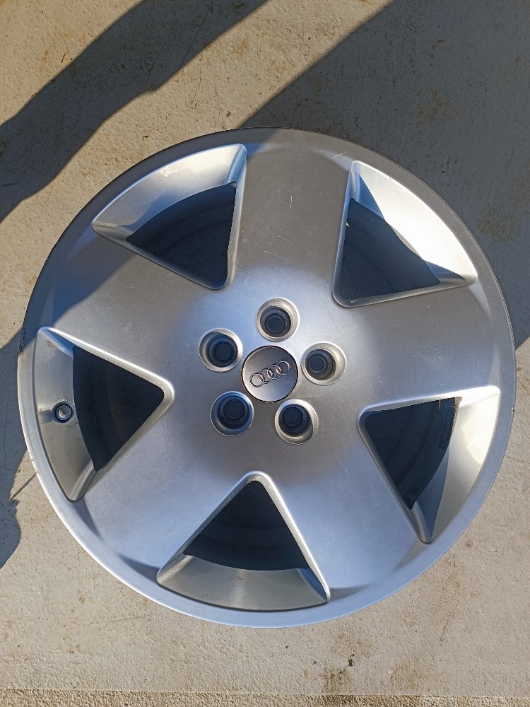 alu disky AUDI 5x112,8Jx18 oe:4E0601025M