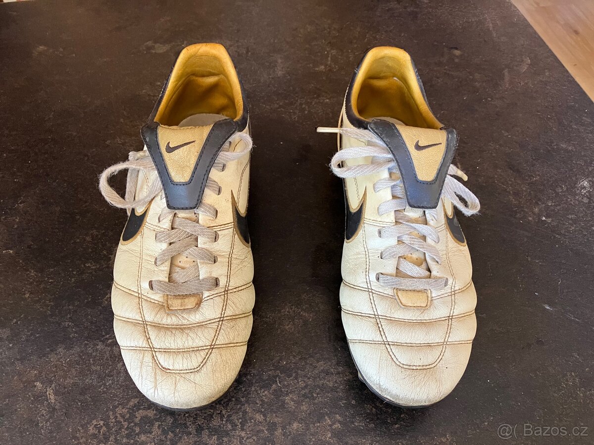 Nike Tiempo 42,5