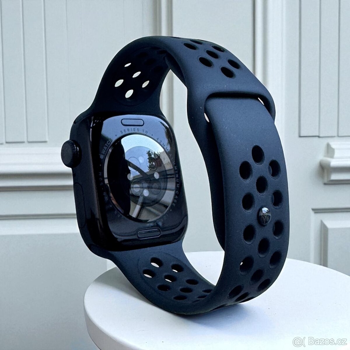 Apple Watch 10 42 mm GPS + LTE (cellular) jet black