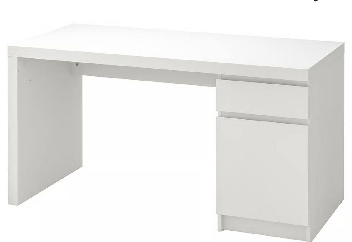 Ikea - počítačový, psací stůl