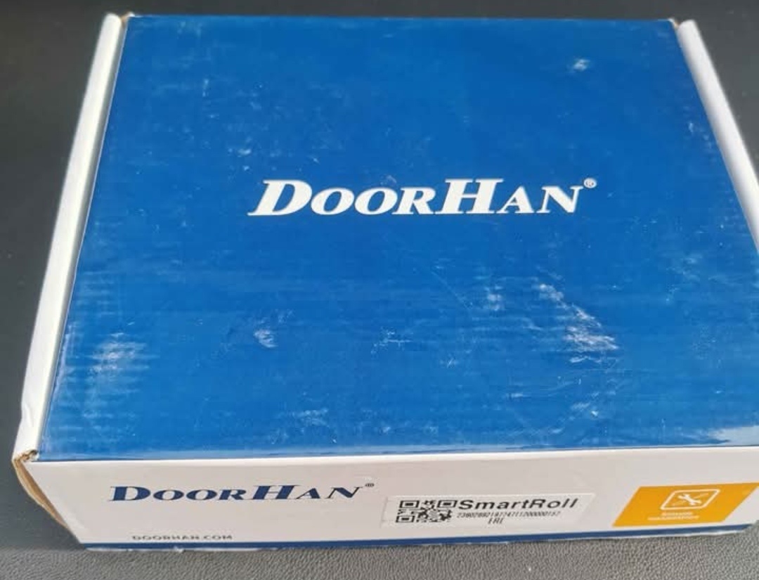 Řídící jednotka pro rolovací hliníková vrata