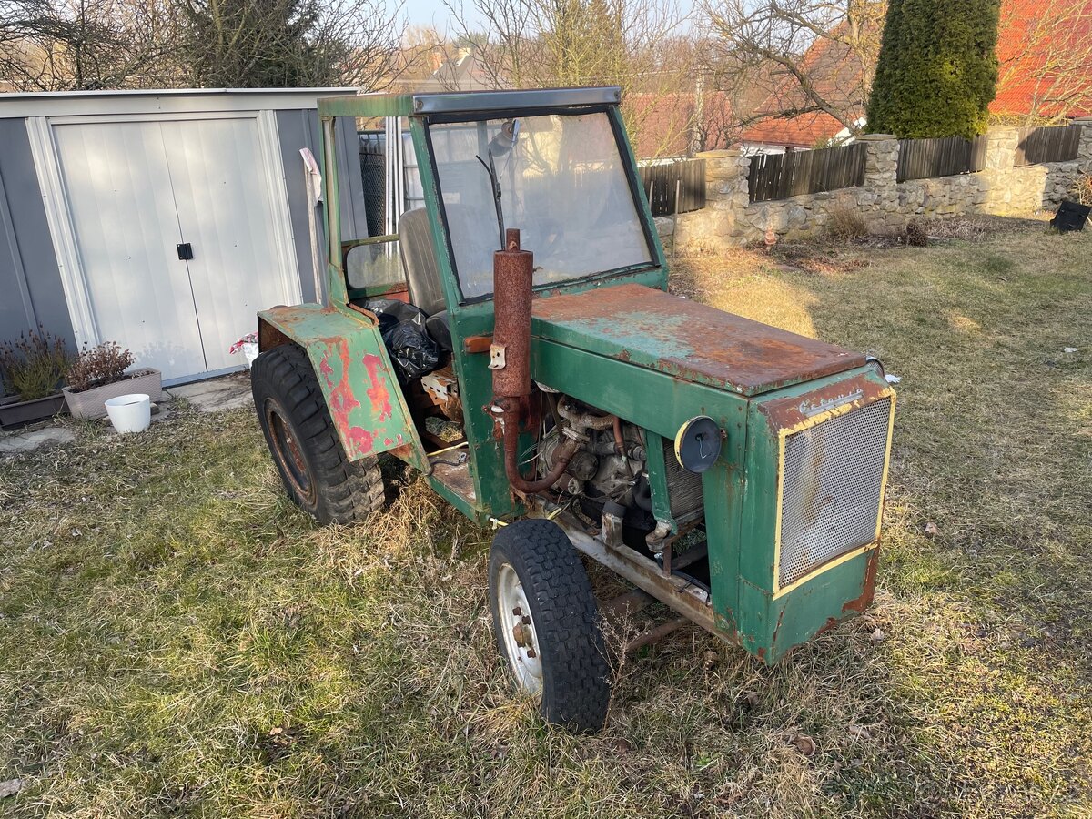 Prodám nebo vyměním Malotraktor + valník.