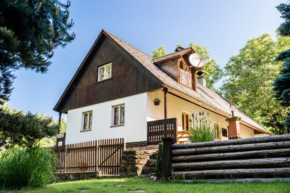 Pronájem chalupy Pastviny