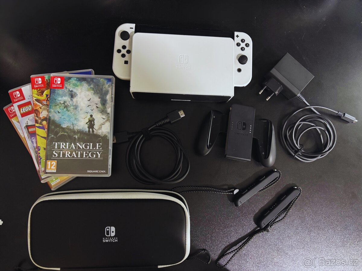 Nintendo Switch OLED + 4 hry + originální obal