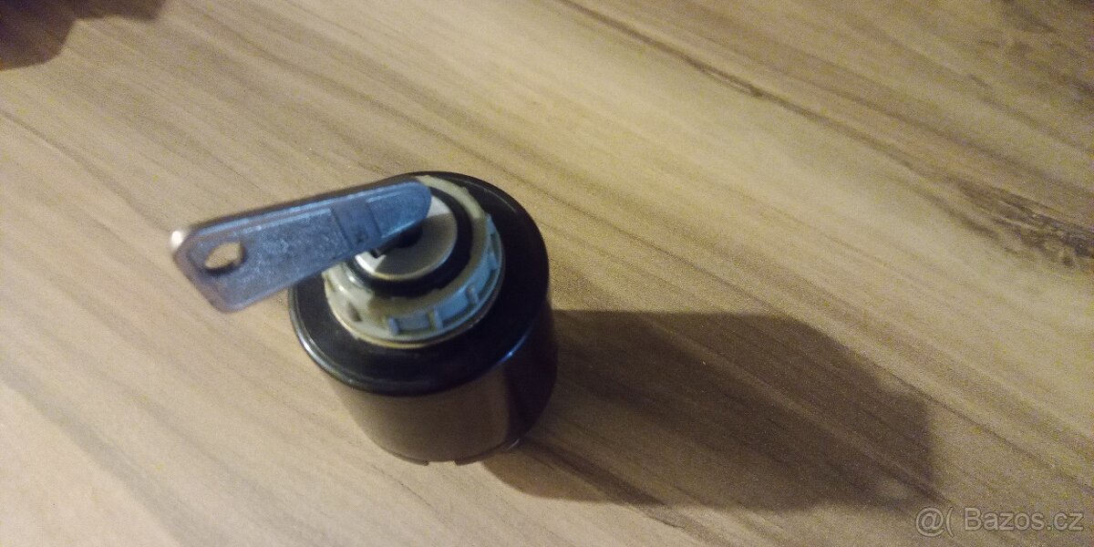 Spínací skříňka Trabant Wartburg