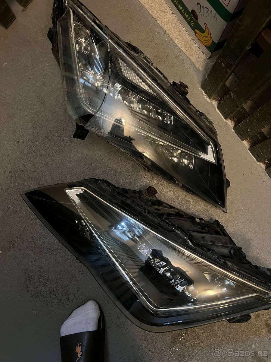 Přední světlomety Seat Leon 5f