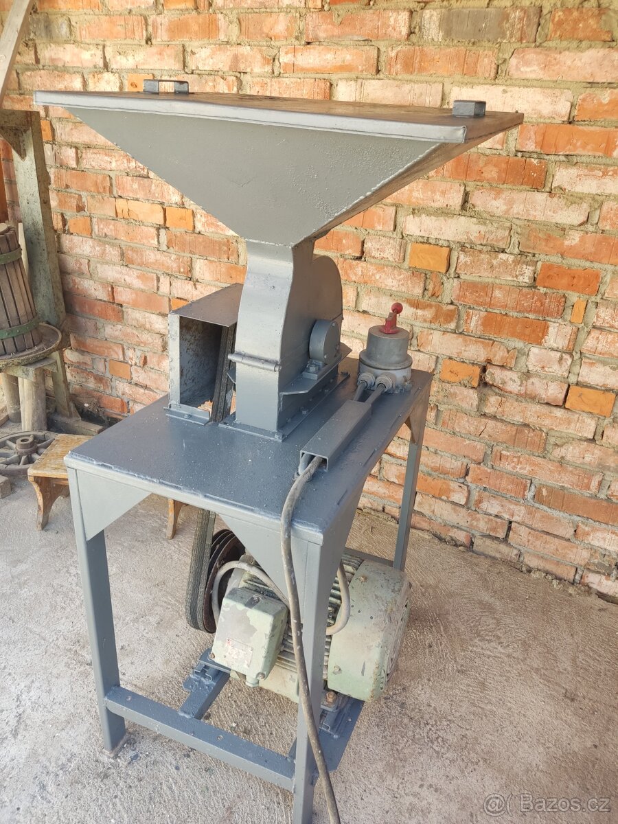 Šrotovník na obilí