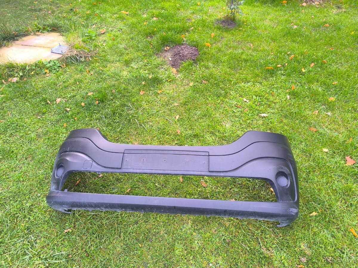 Přední nárazník Renault Trafic III