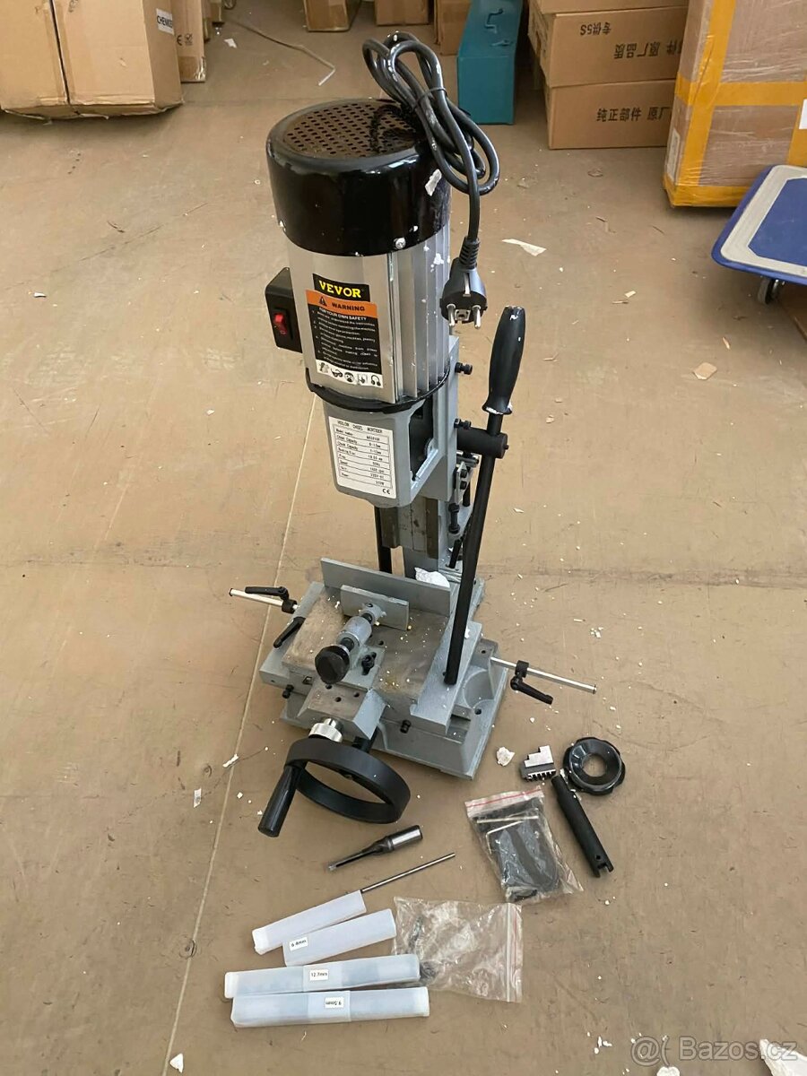 Stolní dlabačka 370W