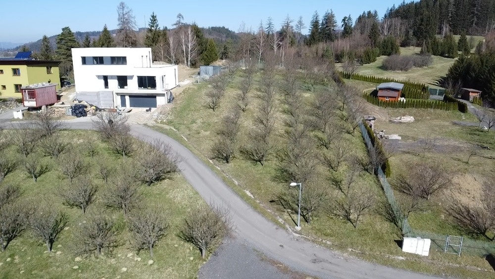 Nabízím pozemek určený k výstavbě RD, Vsetín - Terasy