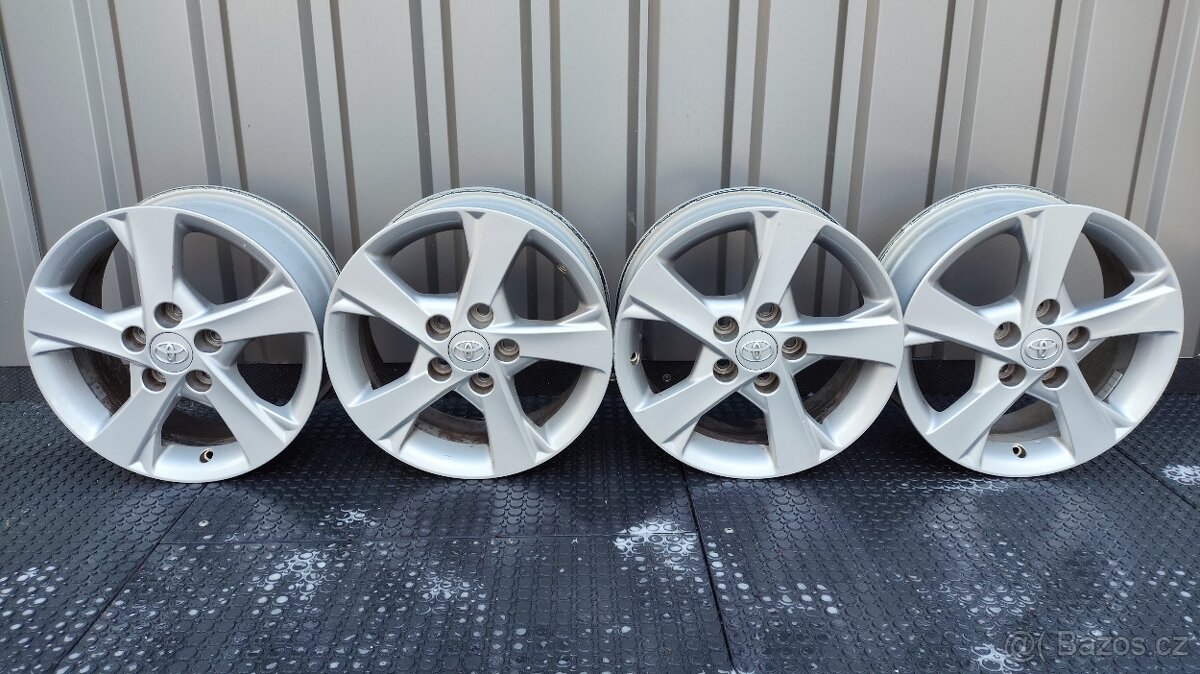 Alu kola Toyota Auris