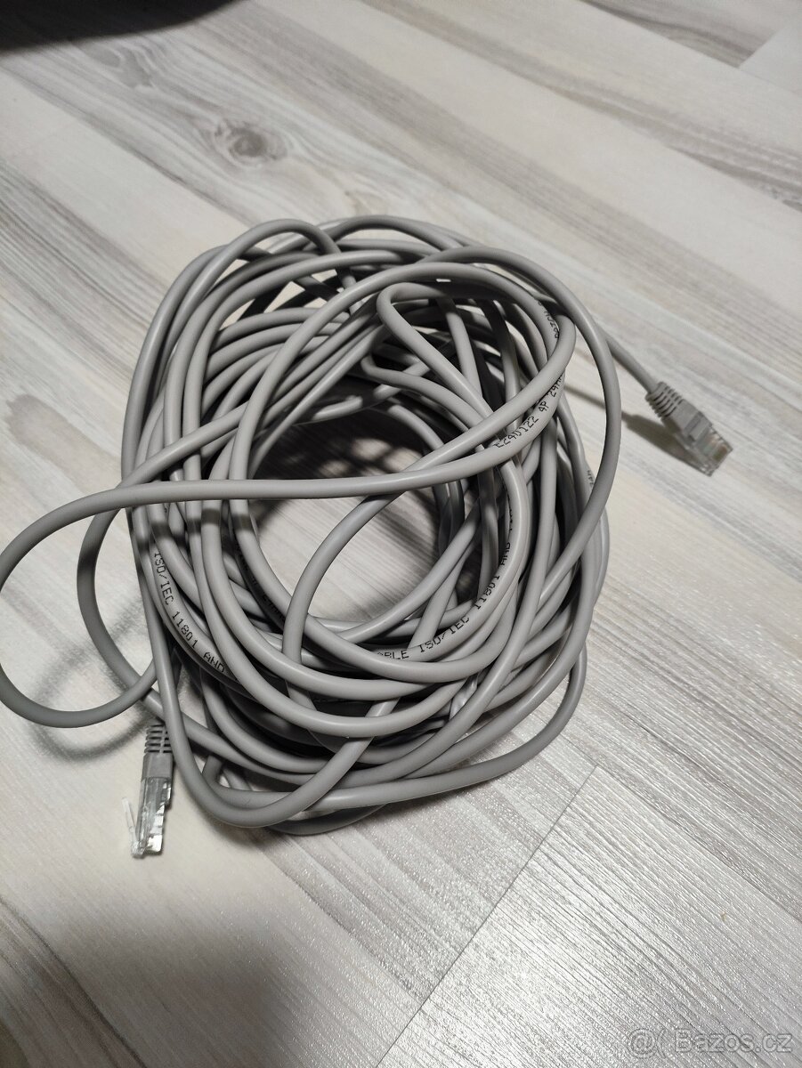 Síťový kabel UTP 15m