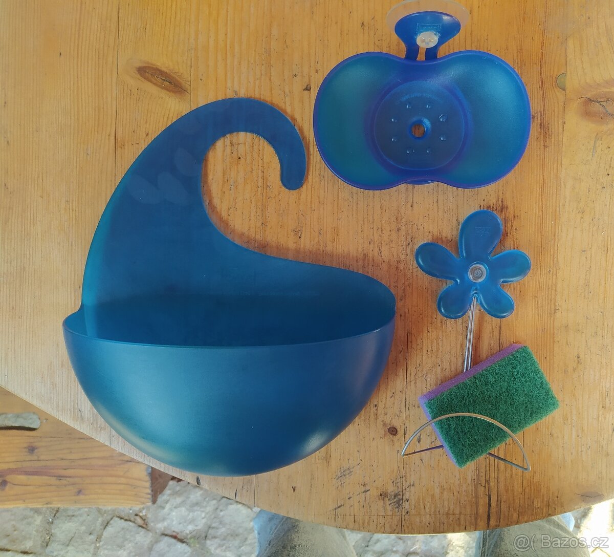 Modré doplňky do koupelny