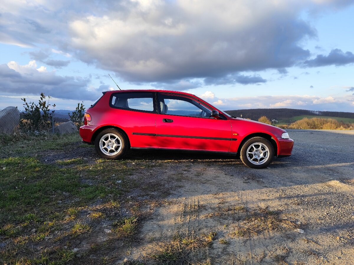 Honda Civic eg4, obsah 1.5 130 000 Km.