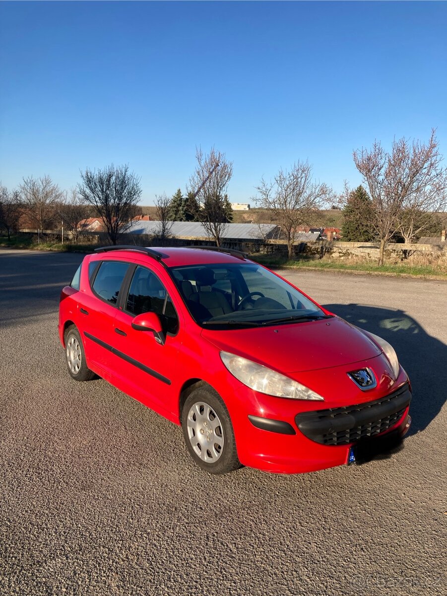 Peugeot 207 sw 1.4i 54kw 86 382km
