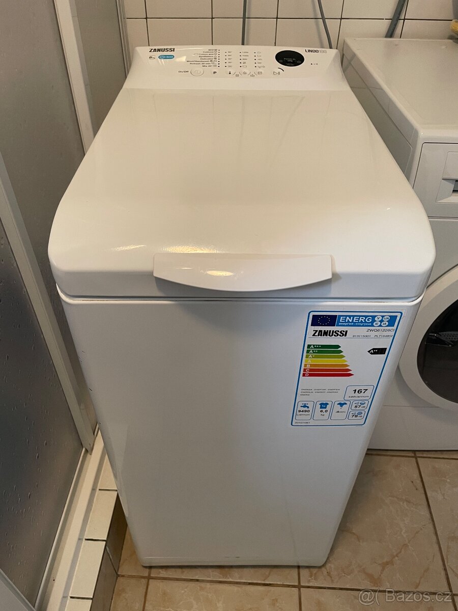 Pračka Zanussi s horním plněním