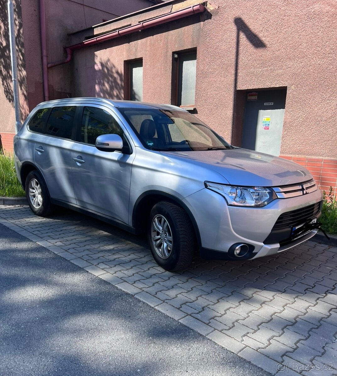 Mitsubishi outlander