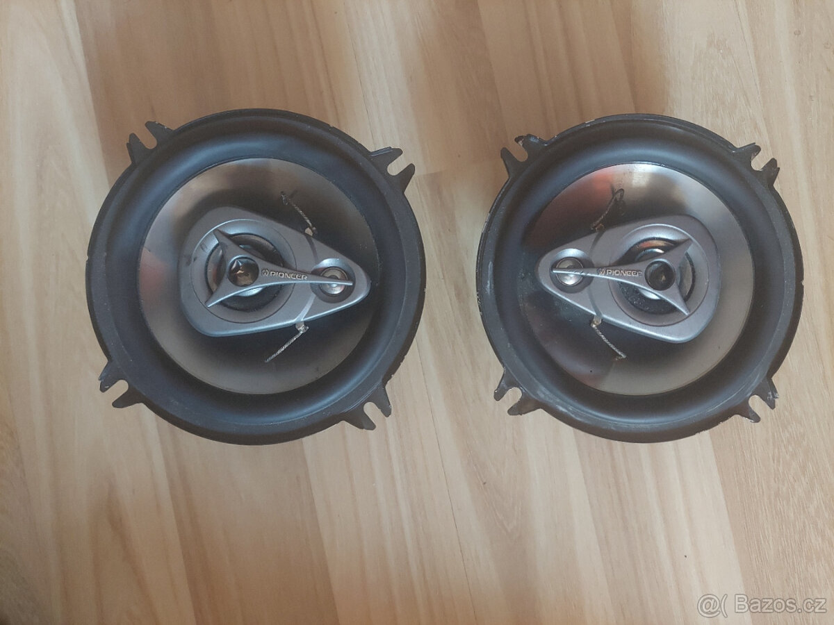 Reproduktory do auta Pioneer TS-1390, kovové membrány