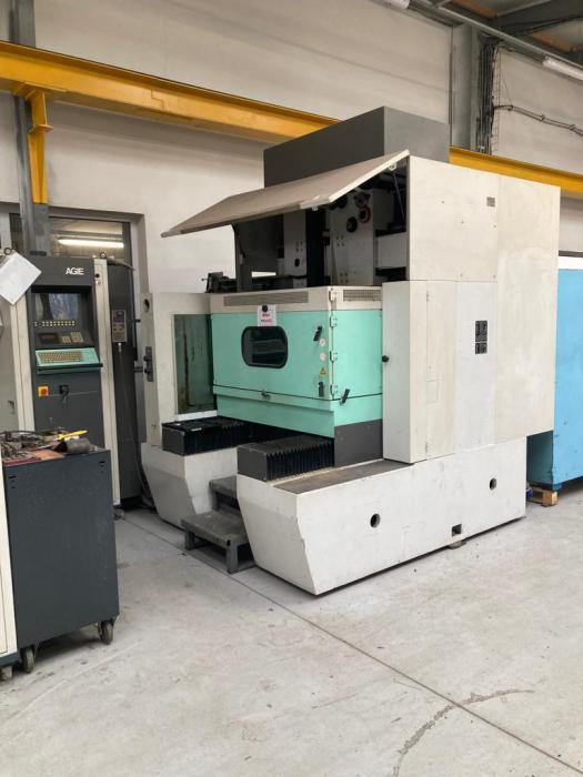 Elektroerozivní stroje - drátové řezačky AGIECU 350 HSS
