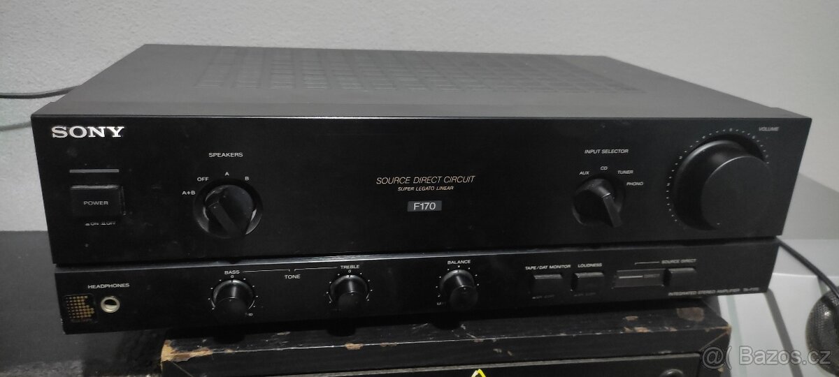 Sony F170 zesilovač