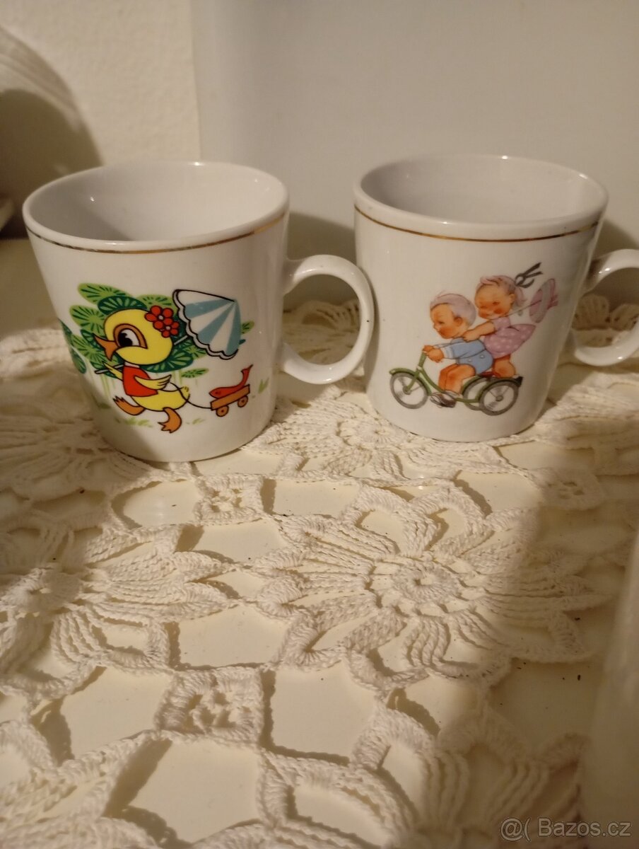 Retro dětský hrnek kus