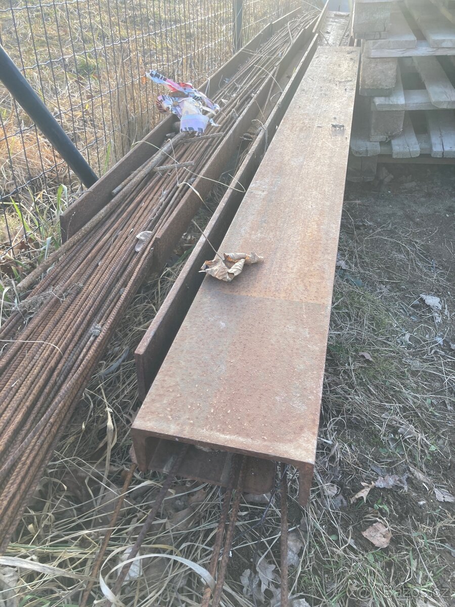Travezy U180 UPE200