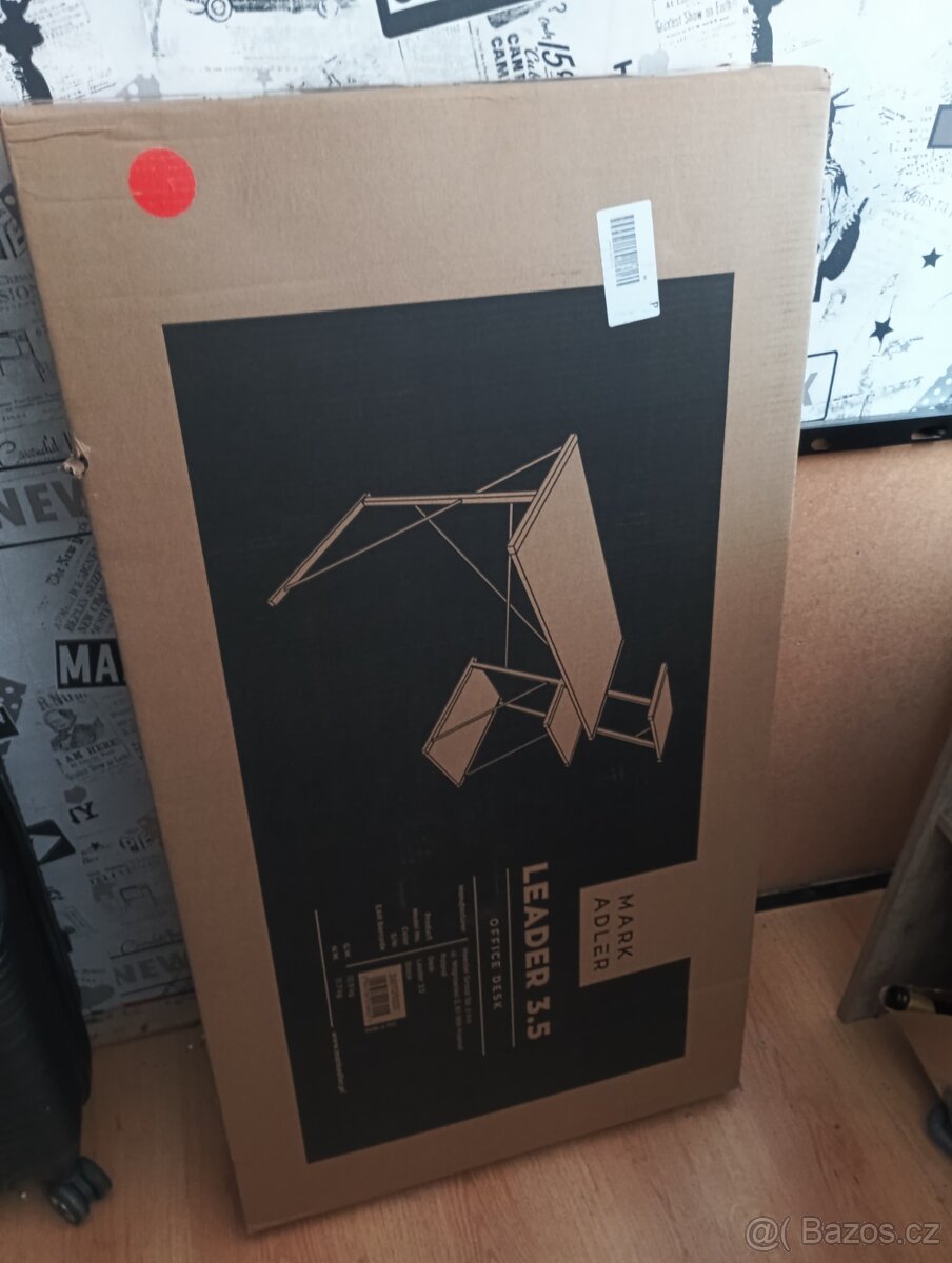 PC stůl levně