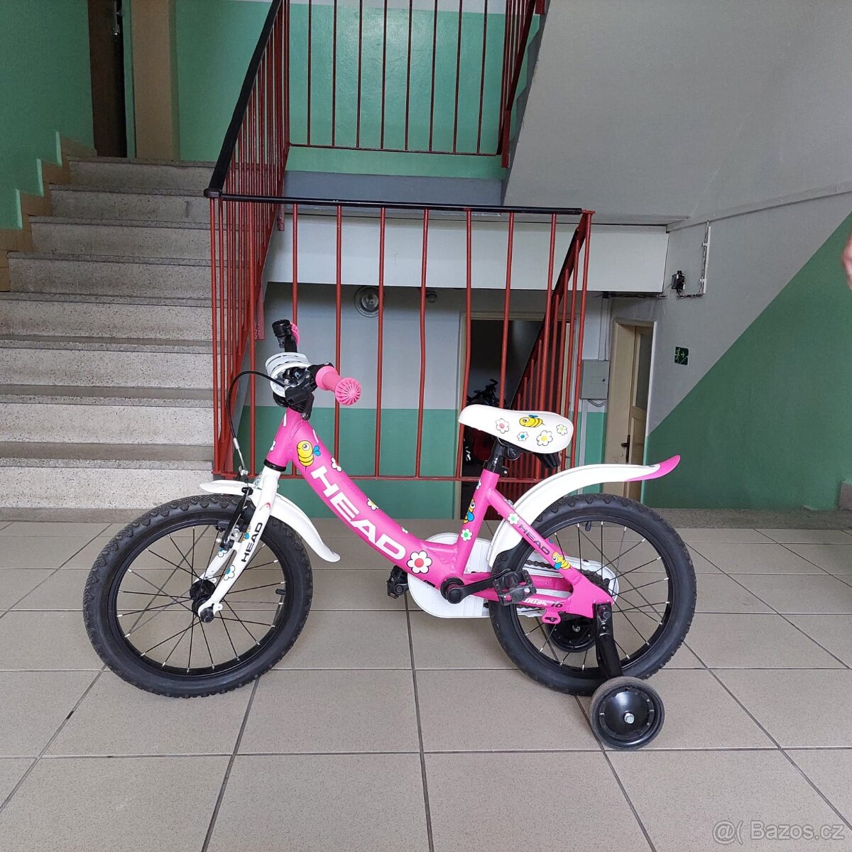 Prodám dívčí kolo vel 16 jen osobní odběr