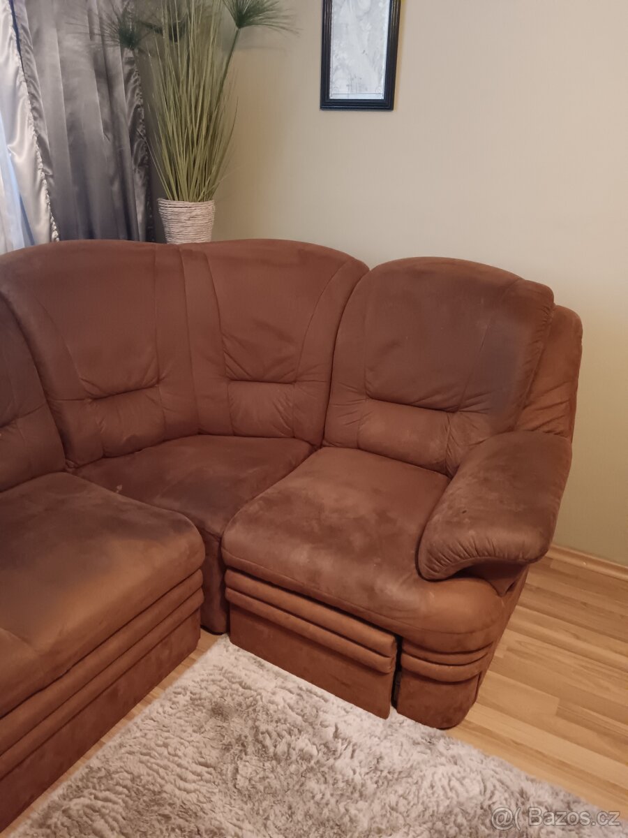 Hnědá sedací souprava, rohová, rozkládací