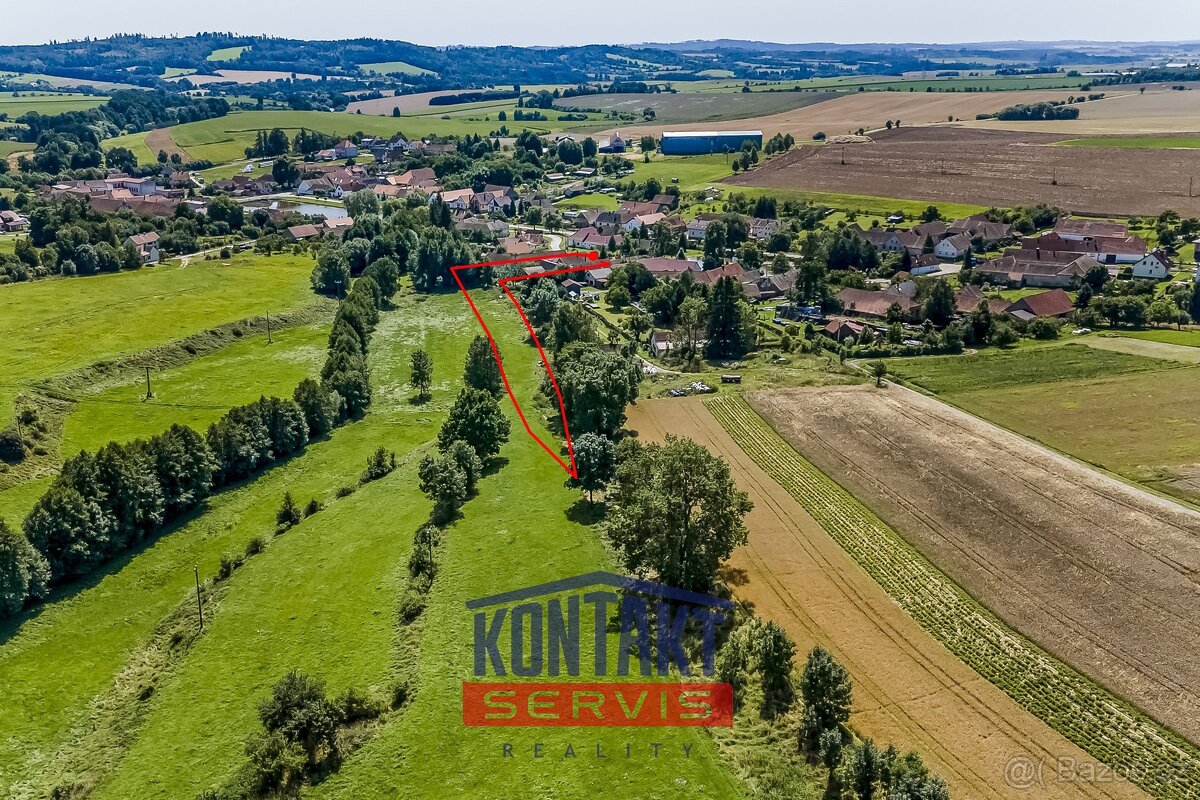 Stavební pozemek s dalšími přilehlými pozemky v Mysliboři