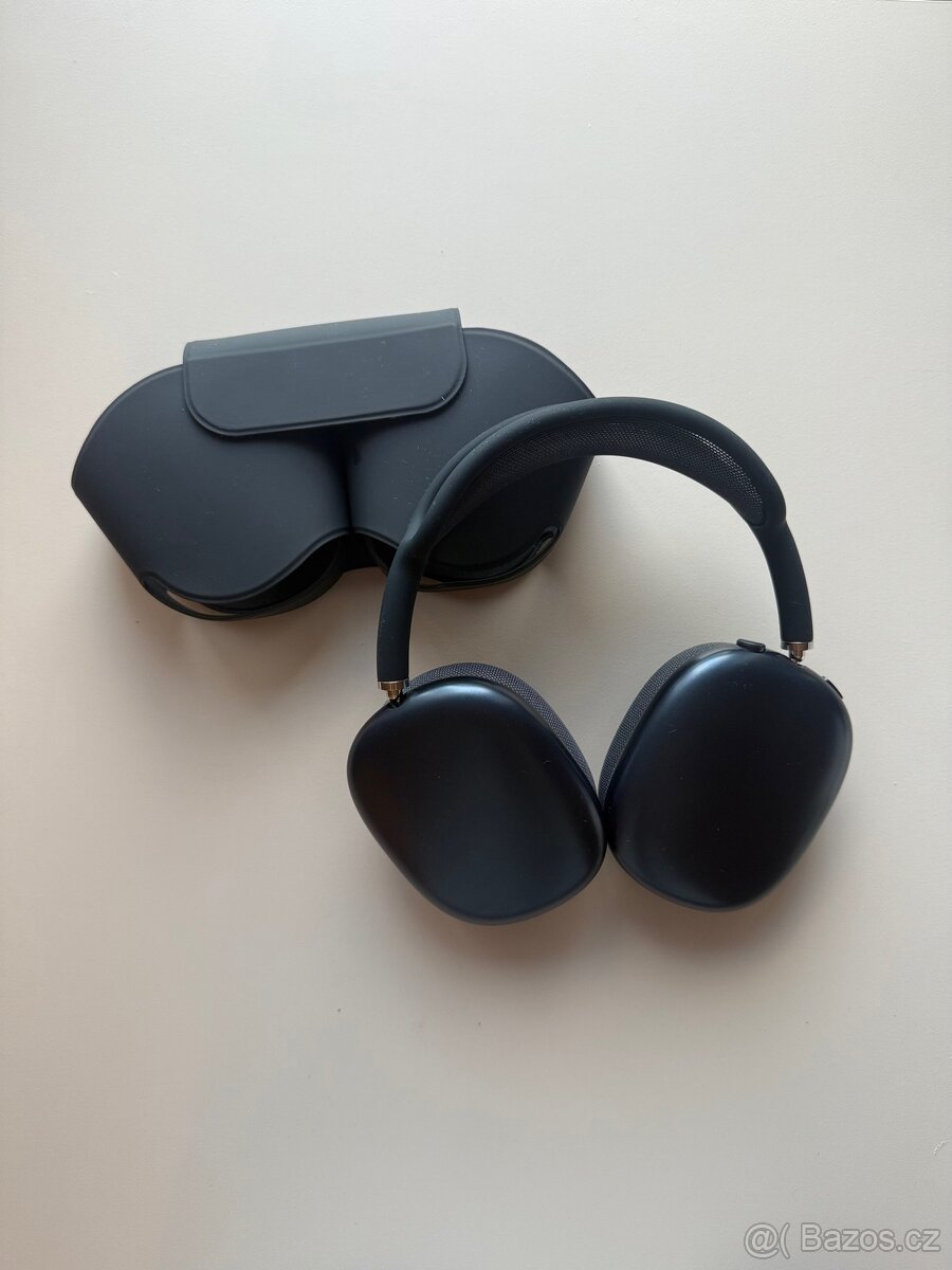 AirPods Max midnight