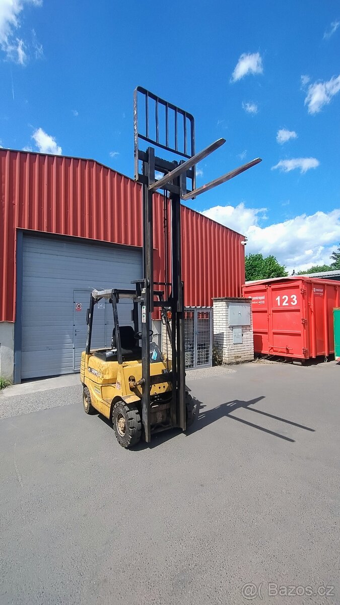 vysokozdvižný vozík CAT DP18