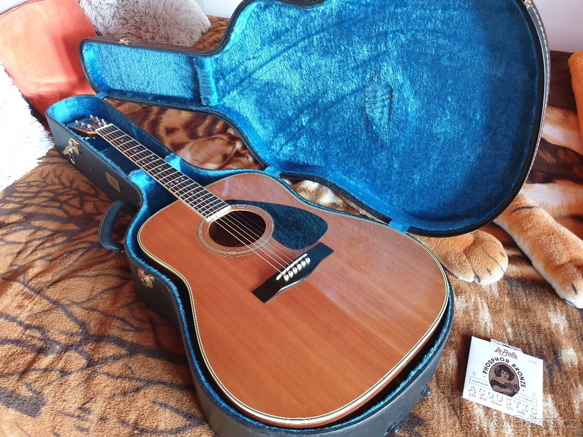 WESTERNOVÁ KYTARA YAMAHA FG 350D - 1981