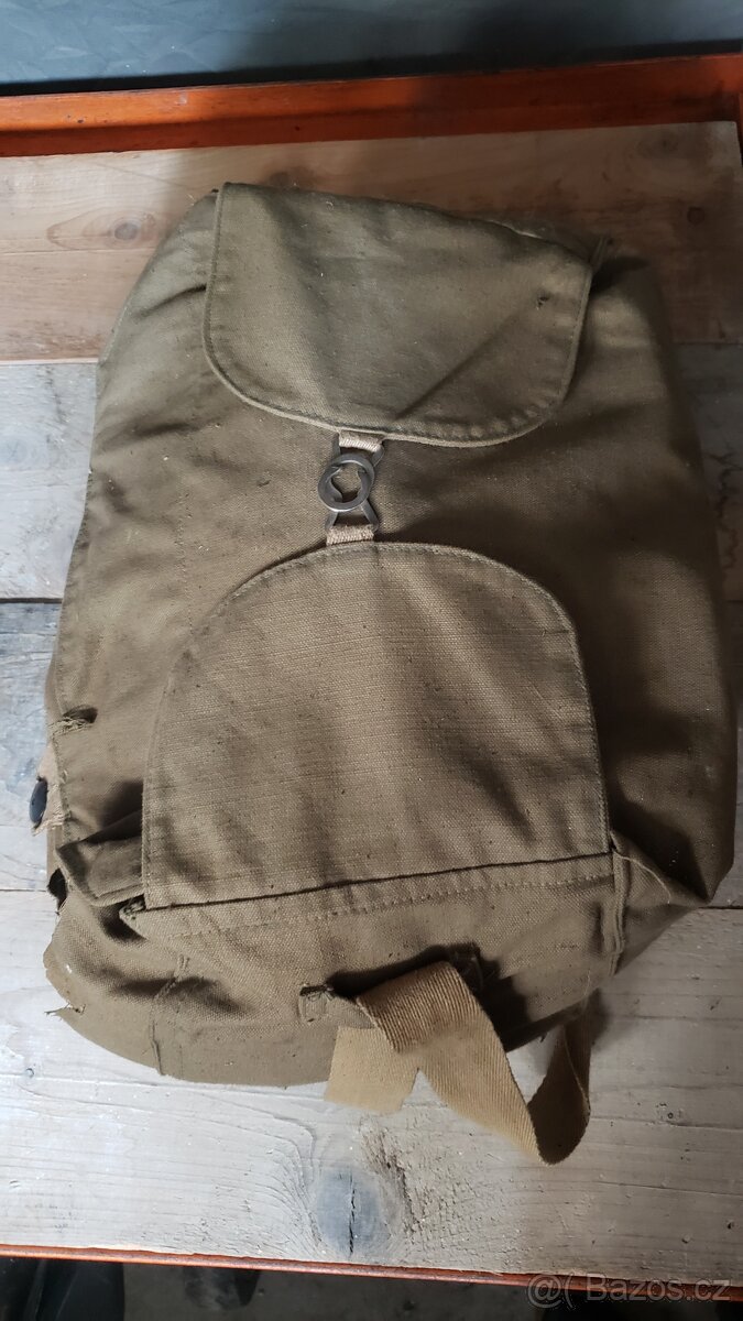 Vojenske obleceni historicke - rybarske?