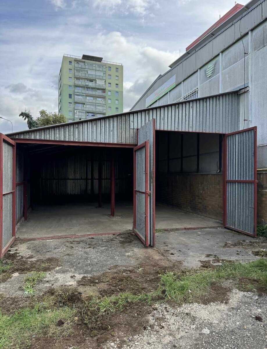 Pronájem garáže 50m2 parkování, skladování Praha