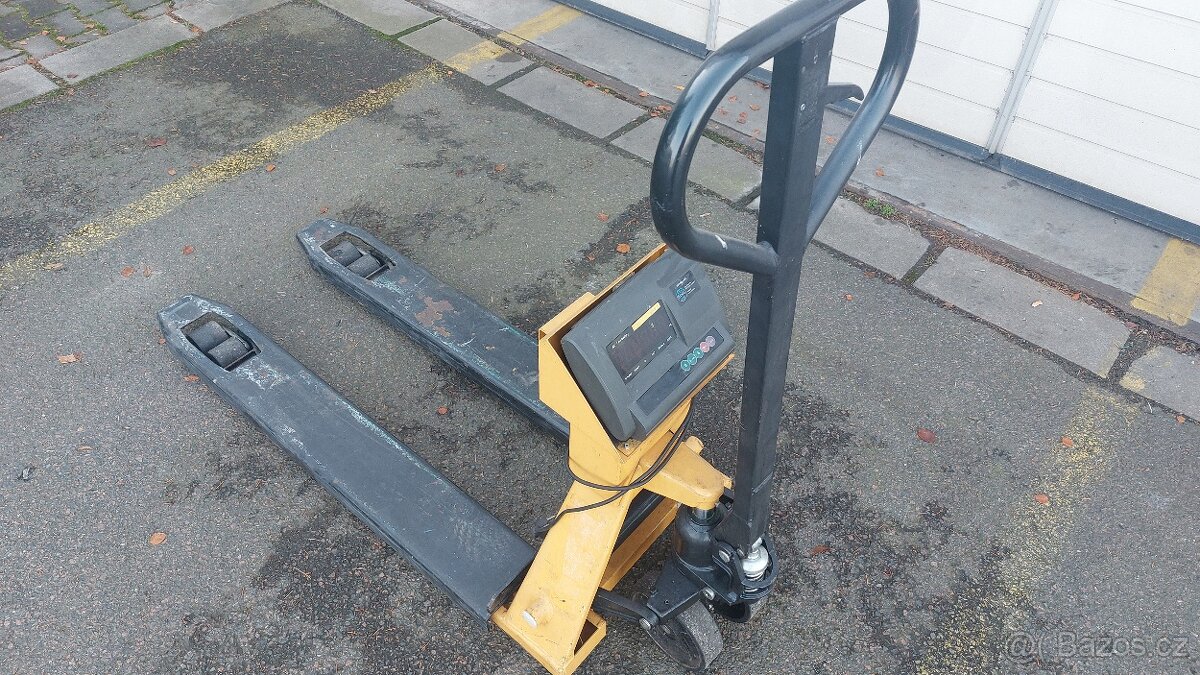 paletový vozík s váhou