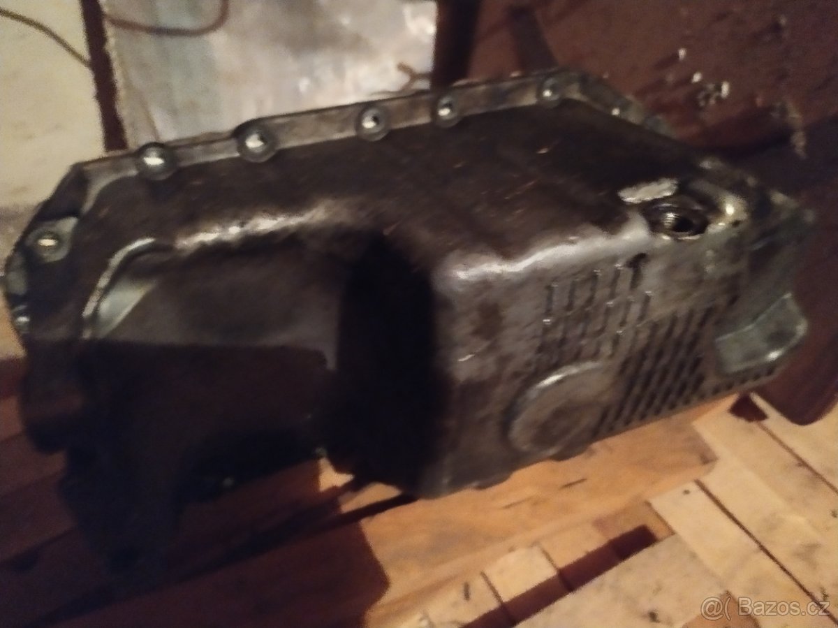 FABIA 1.4 16V 55 / 74kw OLEJOVÁ VANA 032103603AB