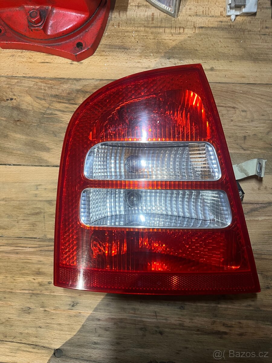 Zadní světla škoda octavia liftback