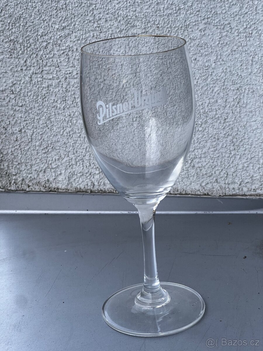Stará pivní sklenice Pilsner Urquell