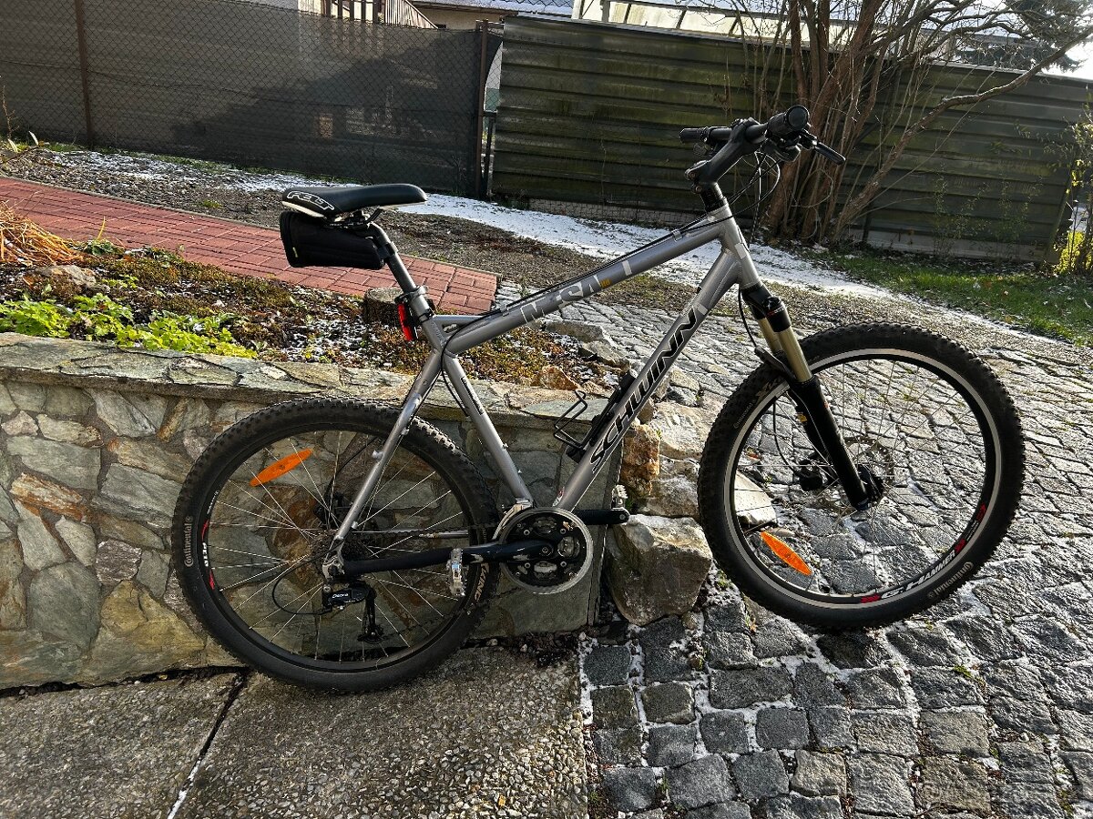 Horské kolo Schwinn Mesa