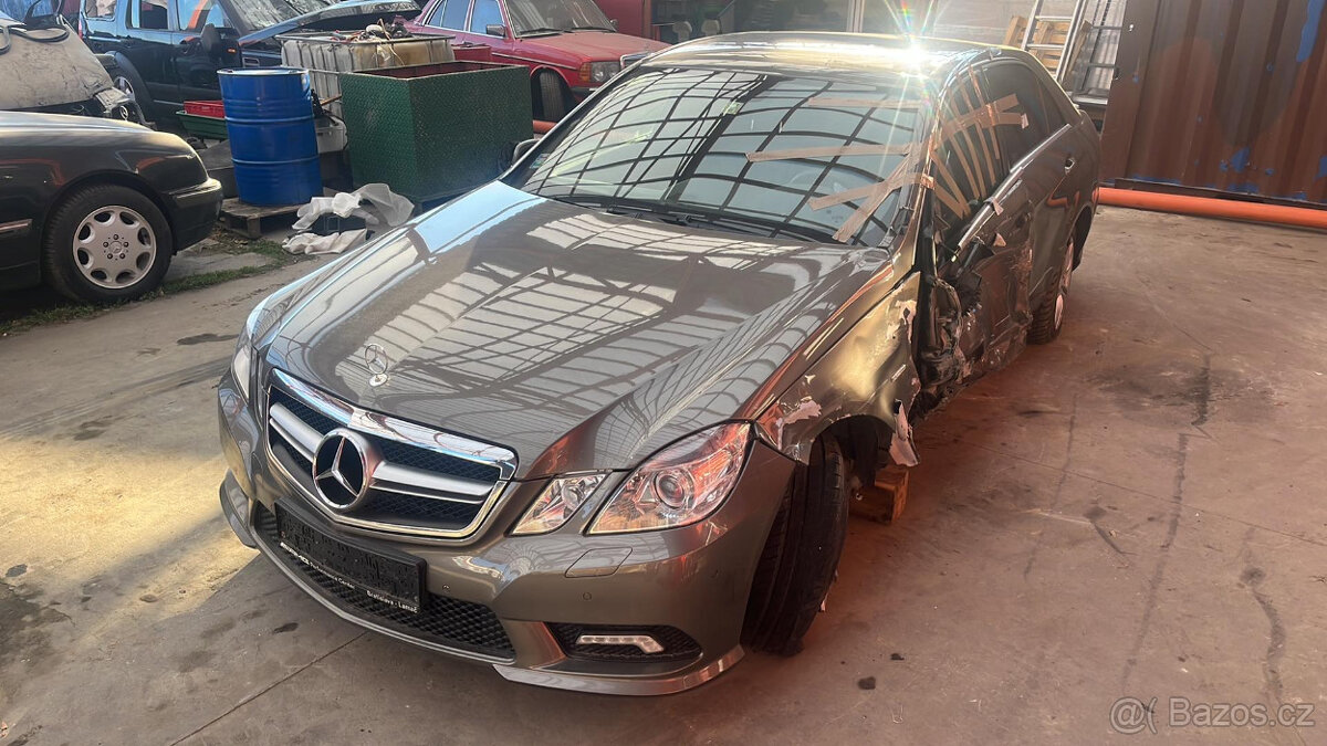 Mercedes Benz E W212 250 CDI 2,2 150kw AMG Packet