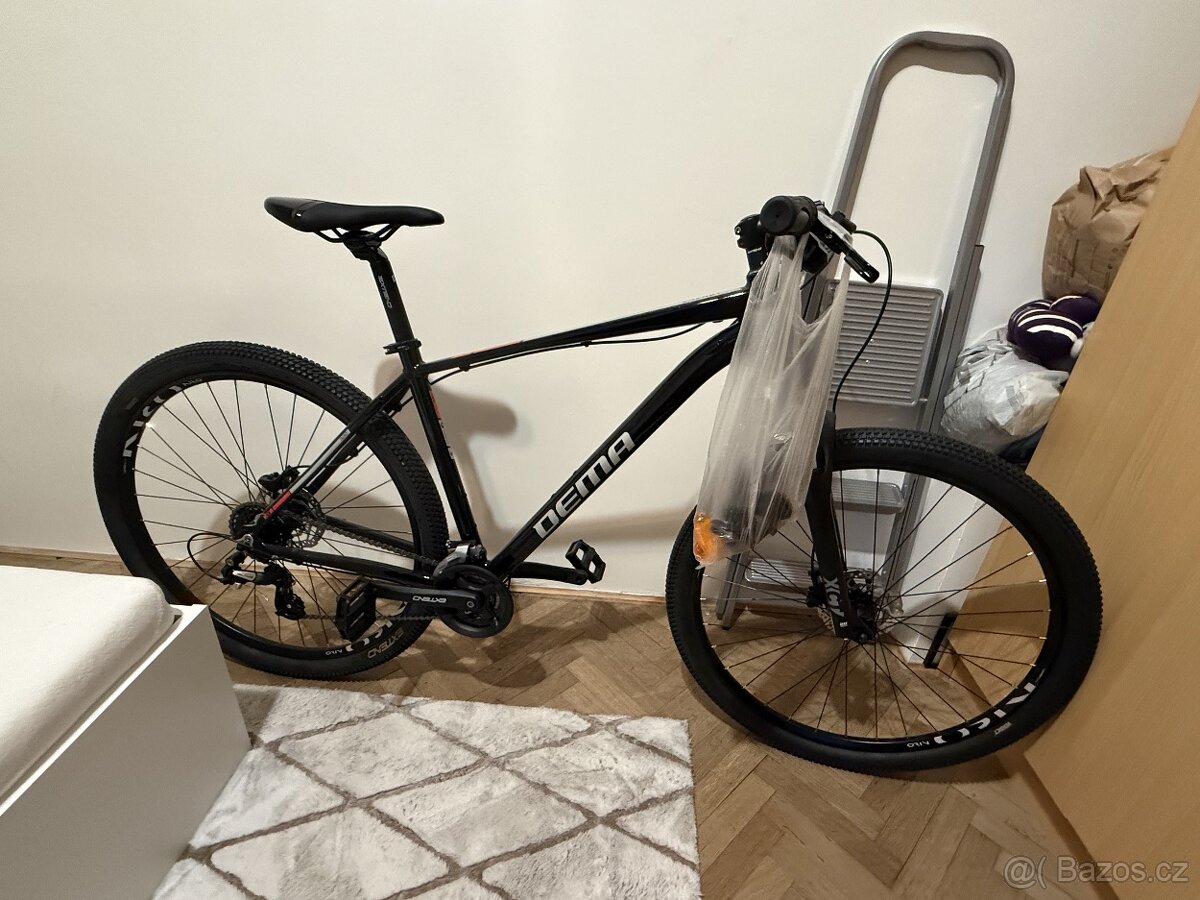 DEMA Energy 3 Black/Silver - L/19"