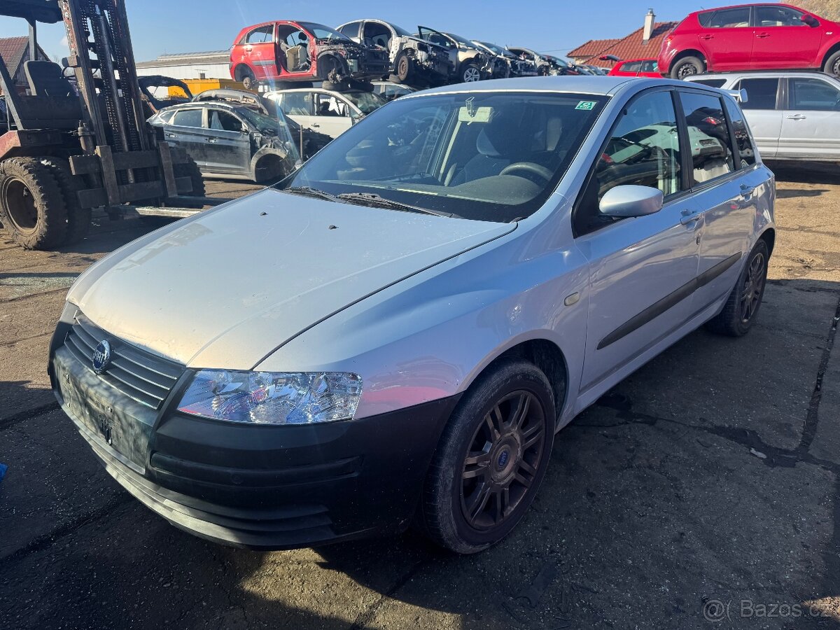 FIAT STILO na náhradní díly ND