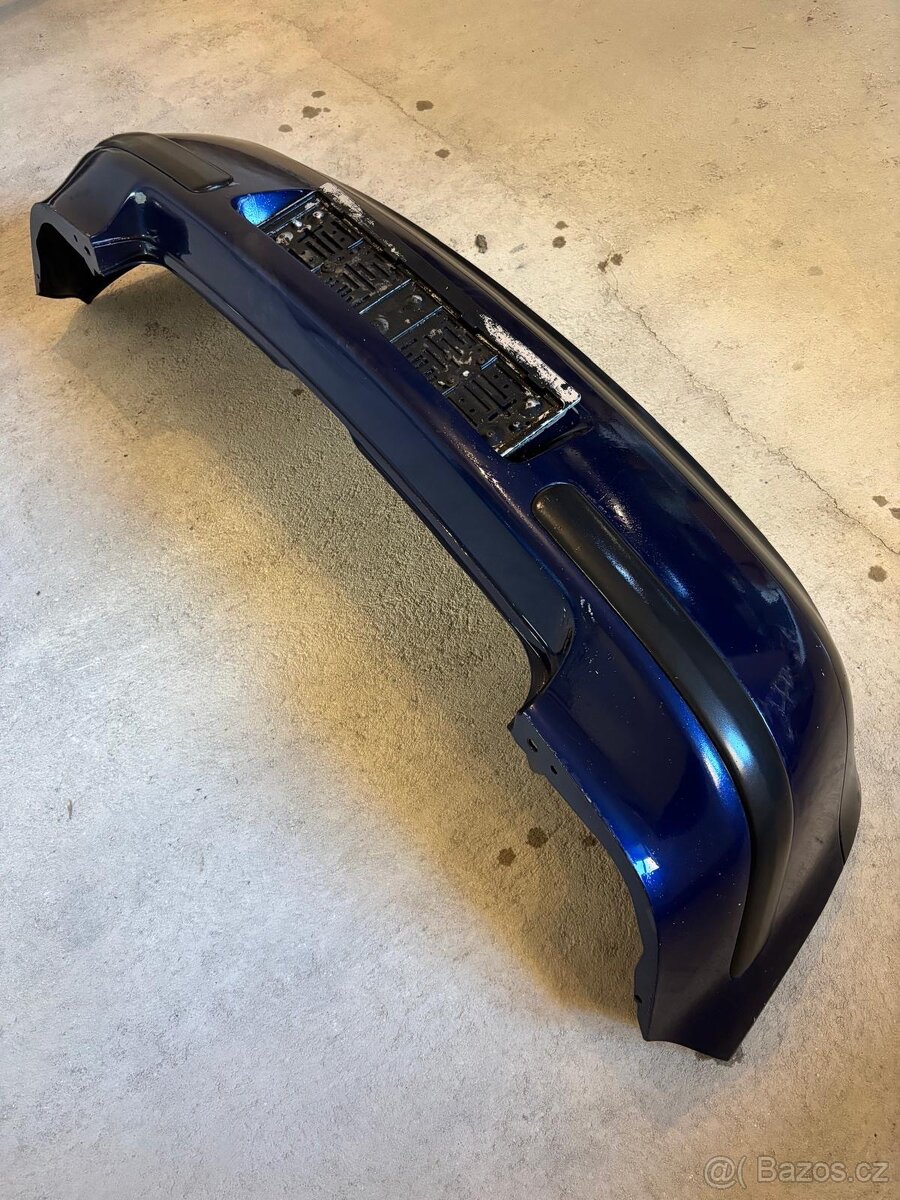 Zadní nárazník golf 4